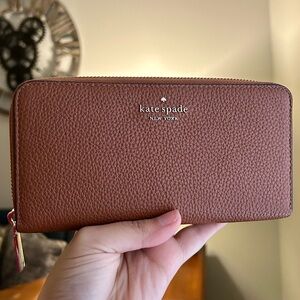 Kate Spade Pebbled Wallet